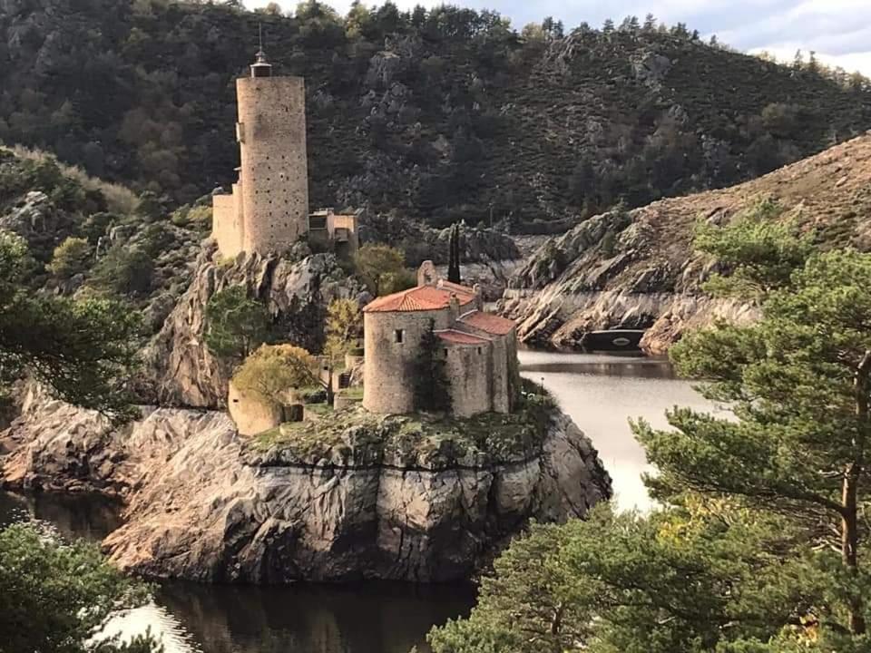La Fortance Paradis Naturel - Proche De La Ville Planfoy ภายนอก รูปภาพ